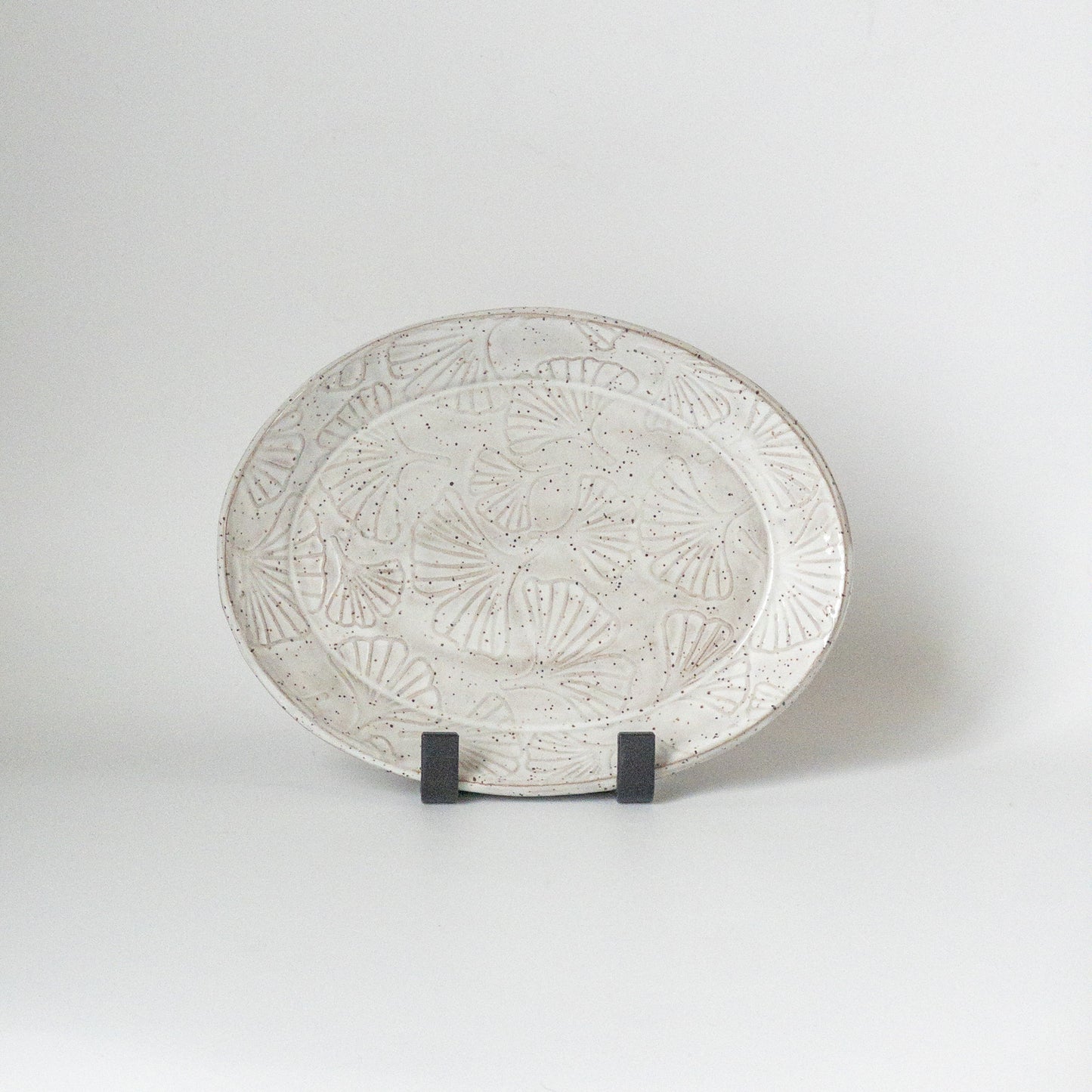 Ceramic Oval Dish with Gingko Texture (8 by 6.5 inches)