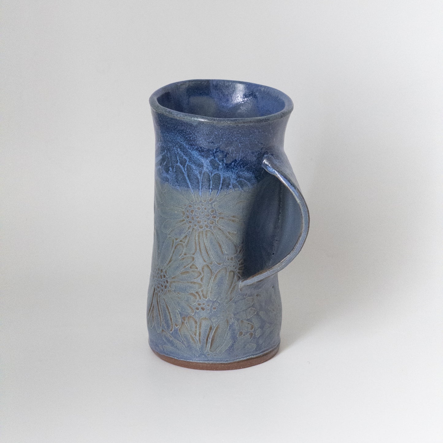 Daisy Tall Tumbler with Hand Grip