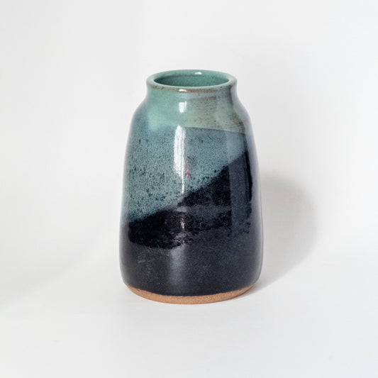 Black Mountains Vase