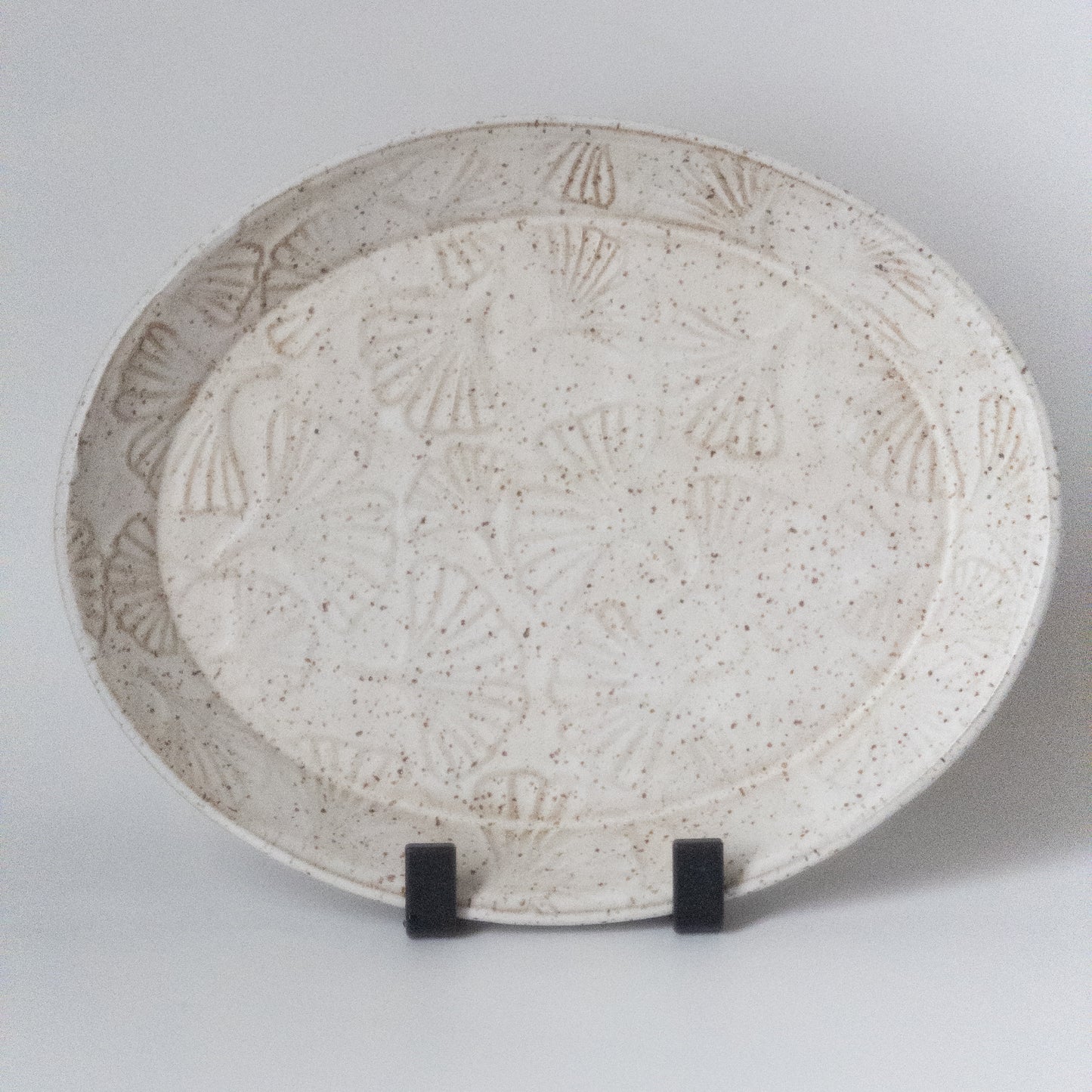 Ceramic Oval Dish with Ginkgo Texture (9.25 by 7.5 inches)