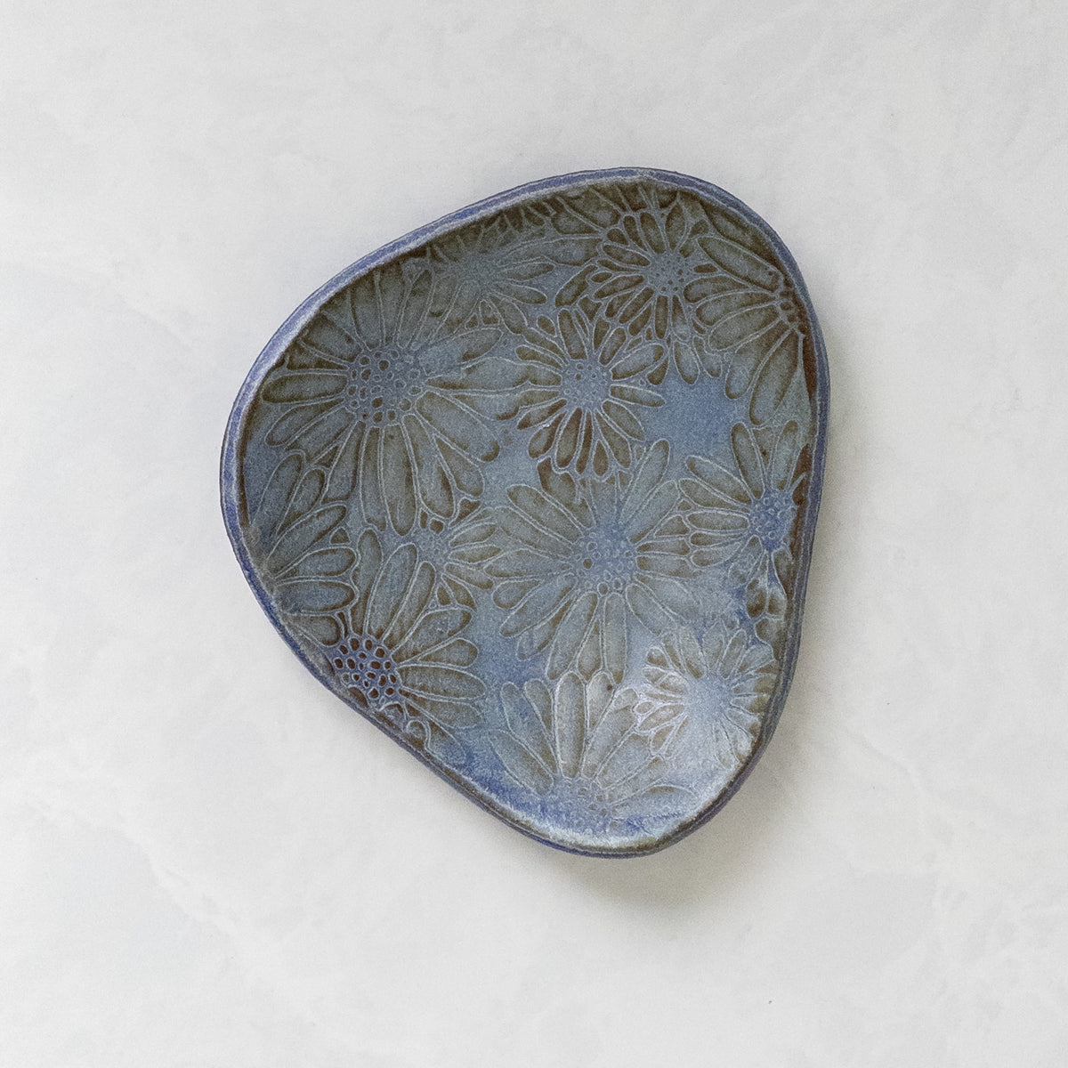 Daisy Textured Dish