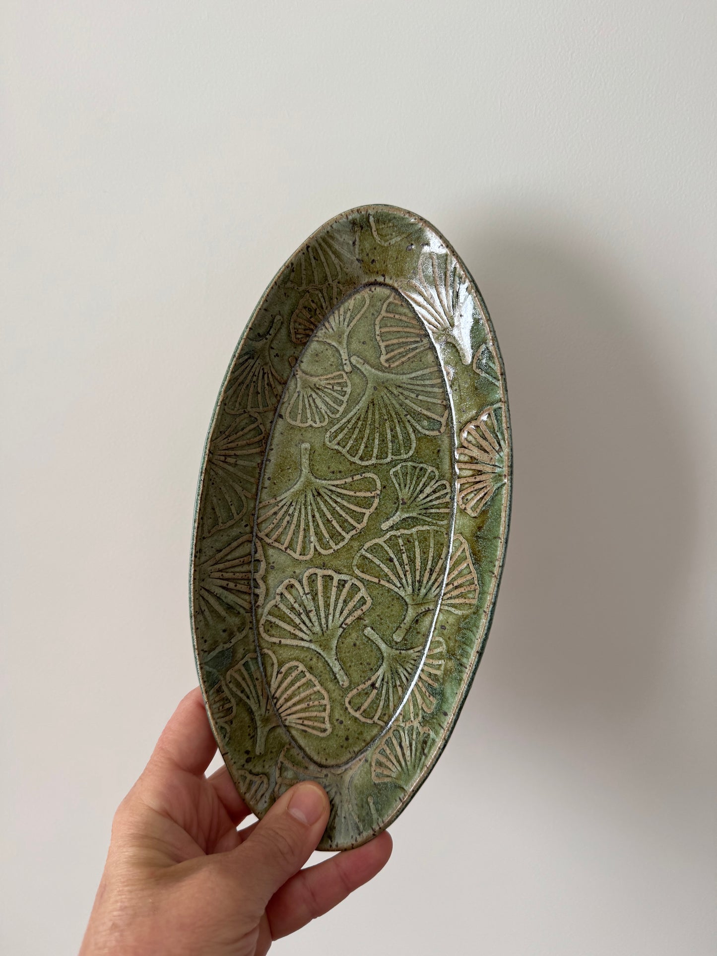 Ceramic Oval Dish with Ginkgo Texture (9.5 by 4.5 inches)