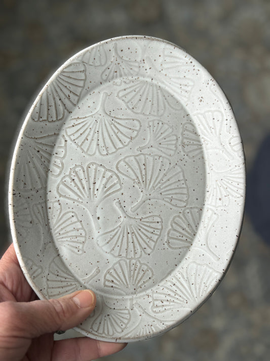 Matte White Ginkgo Wide Oval Dish with Speckled Brown Clay (8 by 6.5 inches)